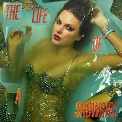 TAYLOR SWIFT - THE LIFE OF...